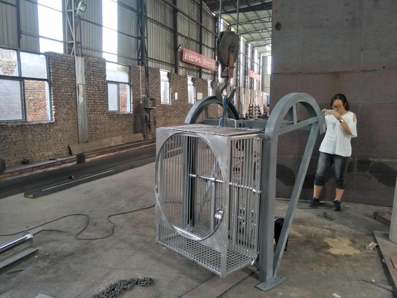 提籃格柵